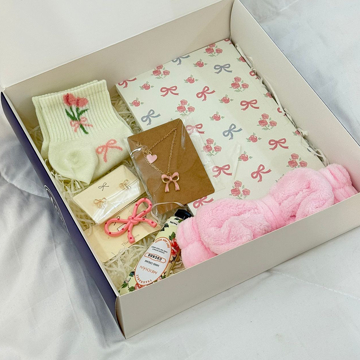Floral Bows Box 🌹🎀